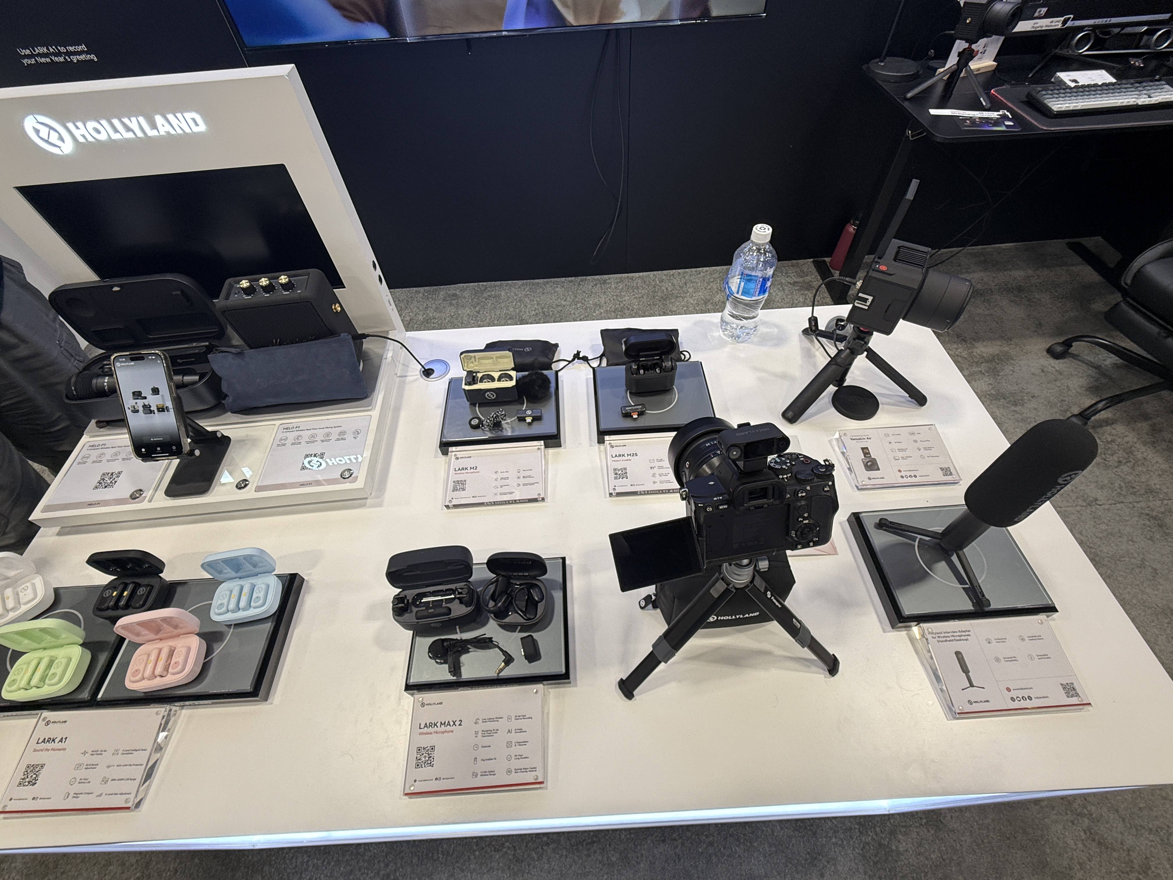 尊龙凯时官方网分体、全景、机械臂！六大玩家CES交卷：影像赛道打法变了(图4)